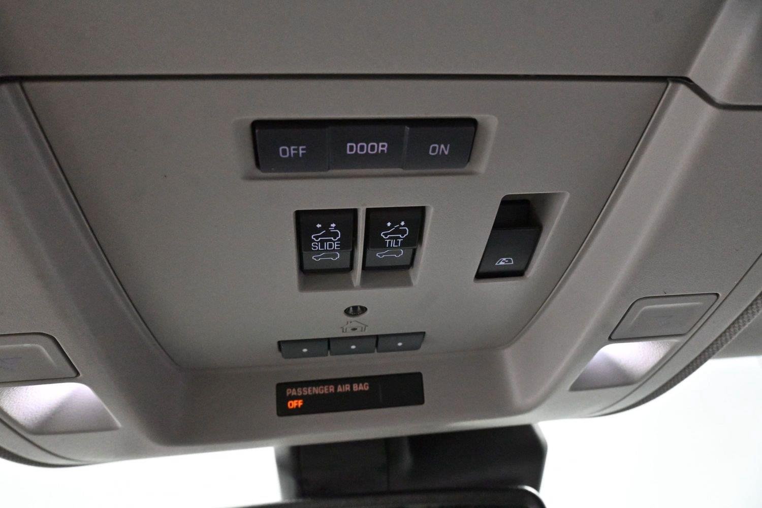 Used 2018 BLACK Chevrolet LTZ image 28