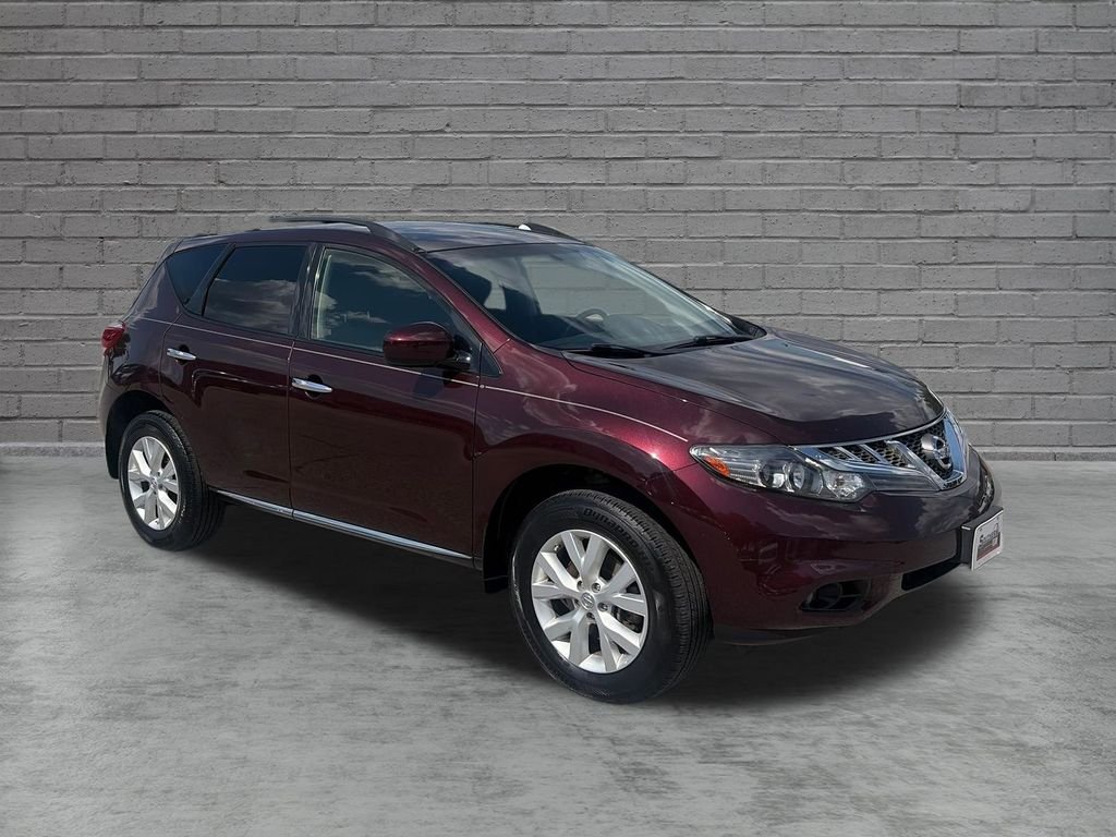 Used 2014 Midnight Nissan SV image 8
