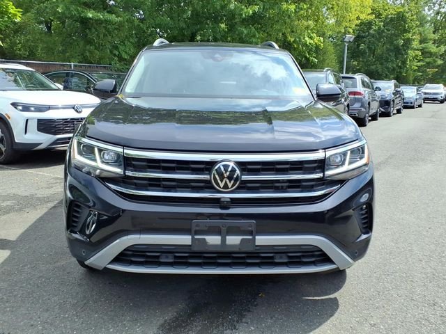 Used 2021 Black Volkswagen 2.0T SEL Premium image 4