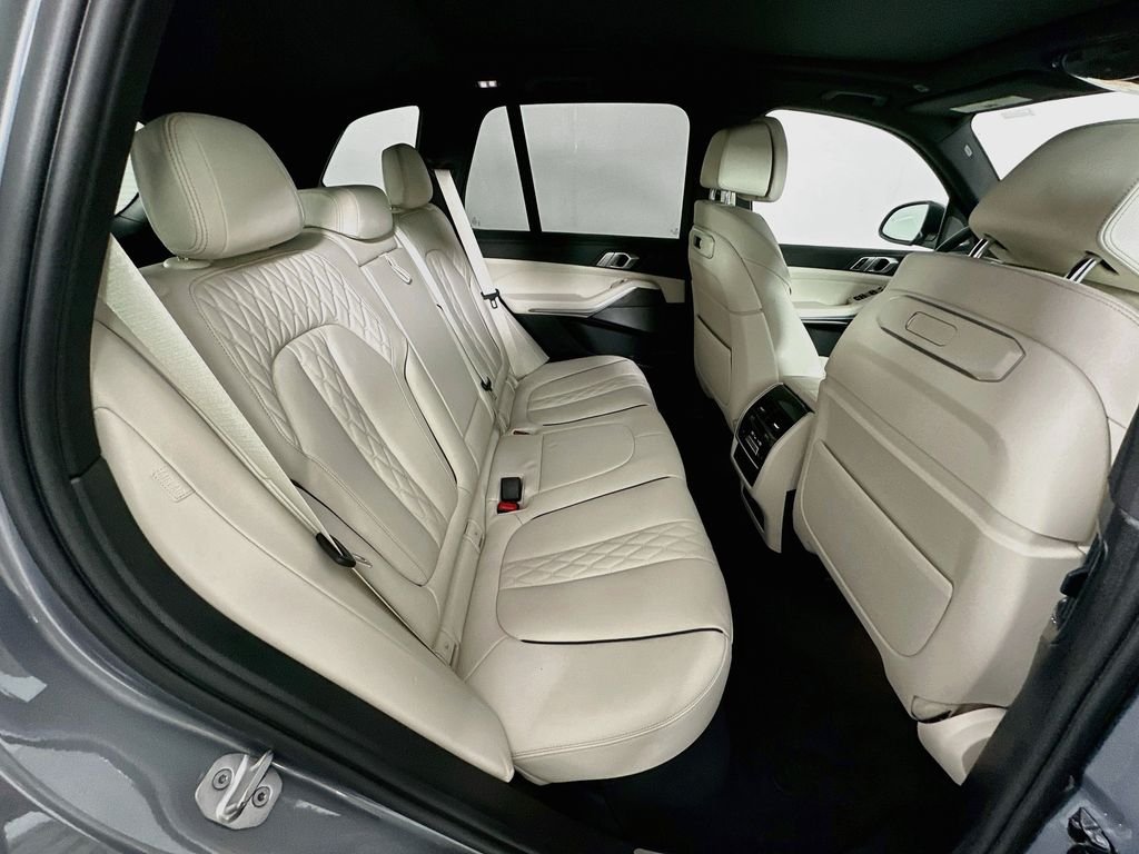 Certified Used 2024 Skyscraper Grey Metallic BMW xDrive40i image 28