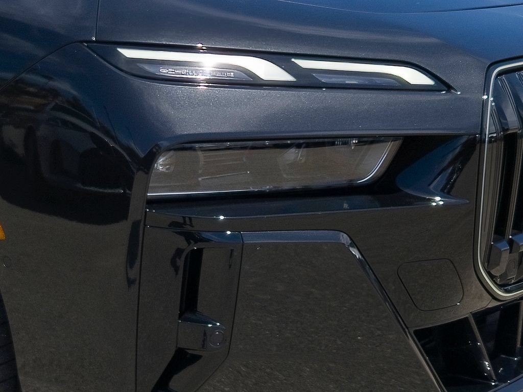 New 2026 Black Sapphire Metallic BMW 740i image 6