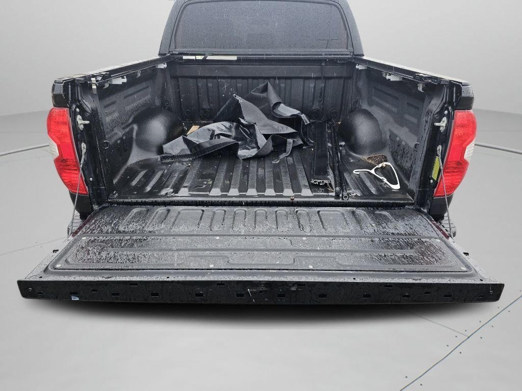 Used 2015 Black Toyota SR5 image 26