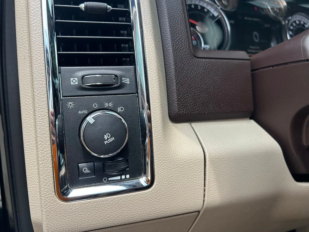 Used 2013 Black Ram Laramie Longhorn image 13