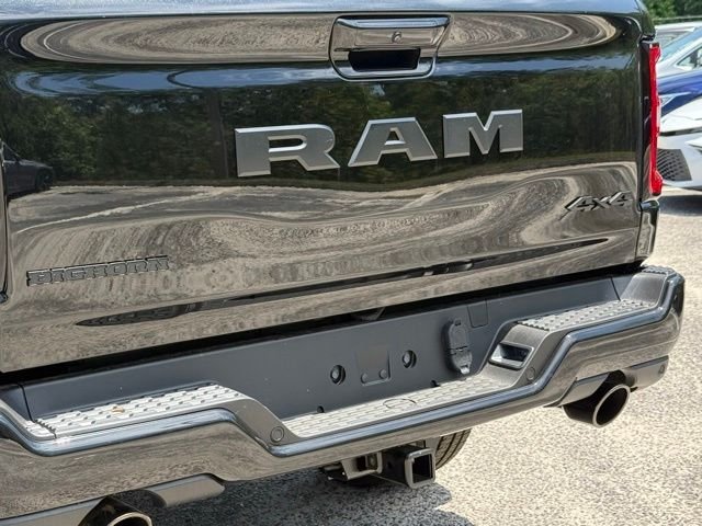 New 2026 Diamond Black Crystal Pearl-Coat Exterior Paint RAM BIG HORN image 8