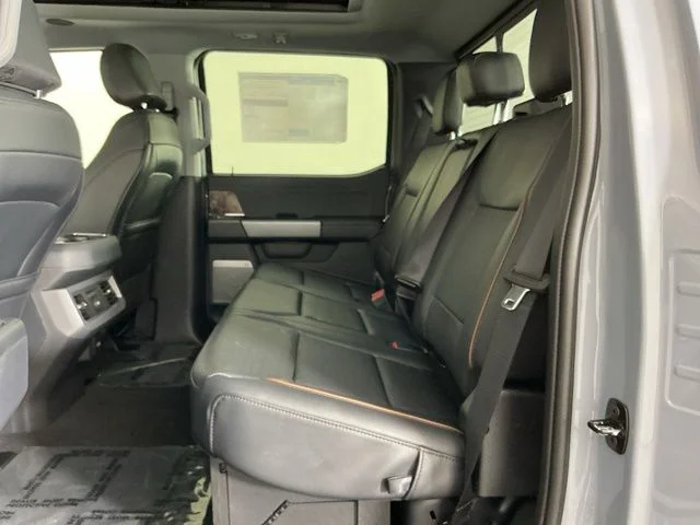 New 2026 Glacier Gray Metallic Tri-Coat Ford Lariat image 32