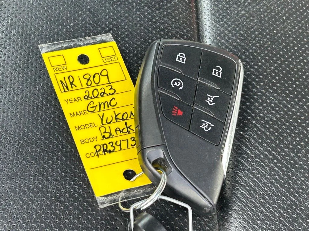 Used 2023 Onyx Black GMC SLT image 56