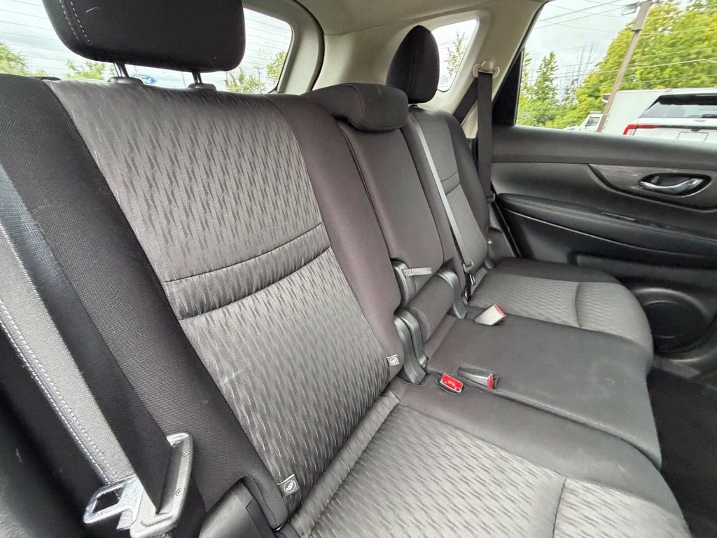 Used 2020 Gray Nissan SV image 41