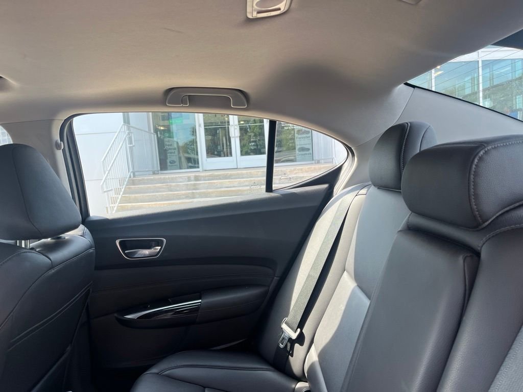 Used 2020 Black Acura 2.4L image 10