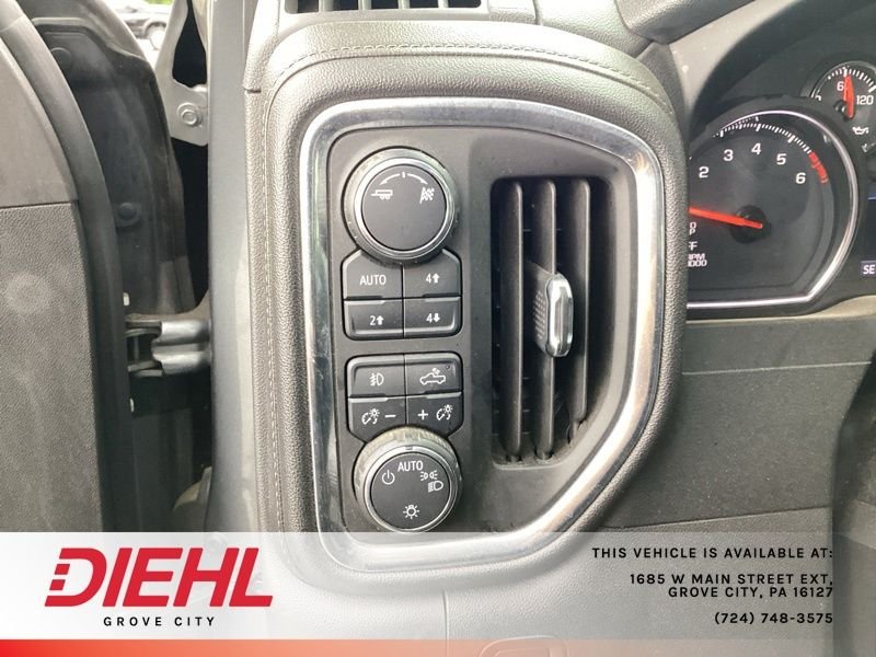Used 2019 Gray Chevrolet RST image 18