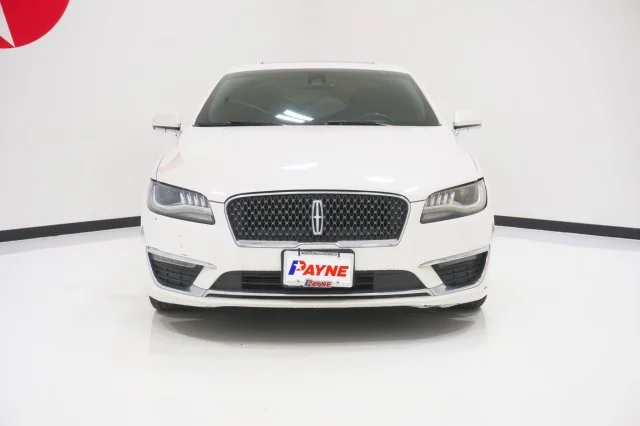 Used 2019 WHITE Lincoln Reserve I image 2