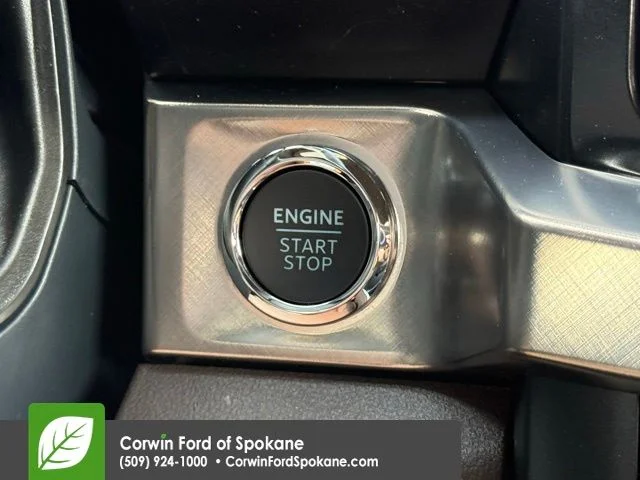 New 2026 Star White Metallic Tri-Coat Ford F-350® King Ranch® image 29