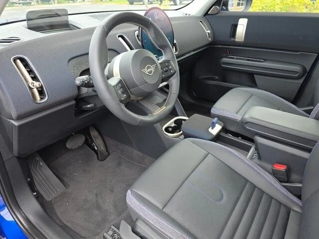 Used 2025 Blue MINI Cooper S ALL4 image 11