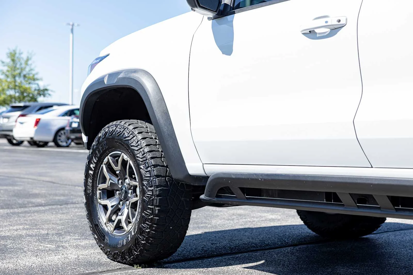 Used 2023 Summit White Chevrolet ZR2 image 39