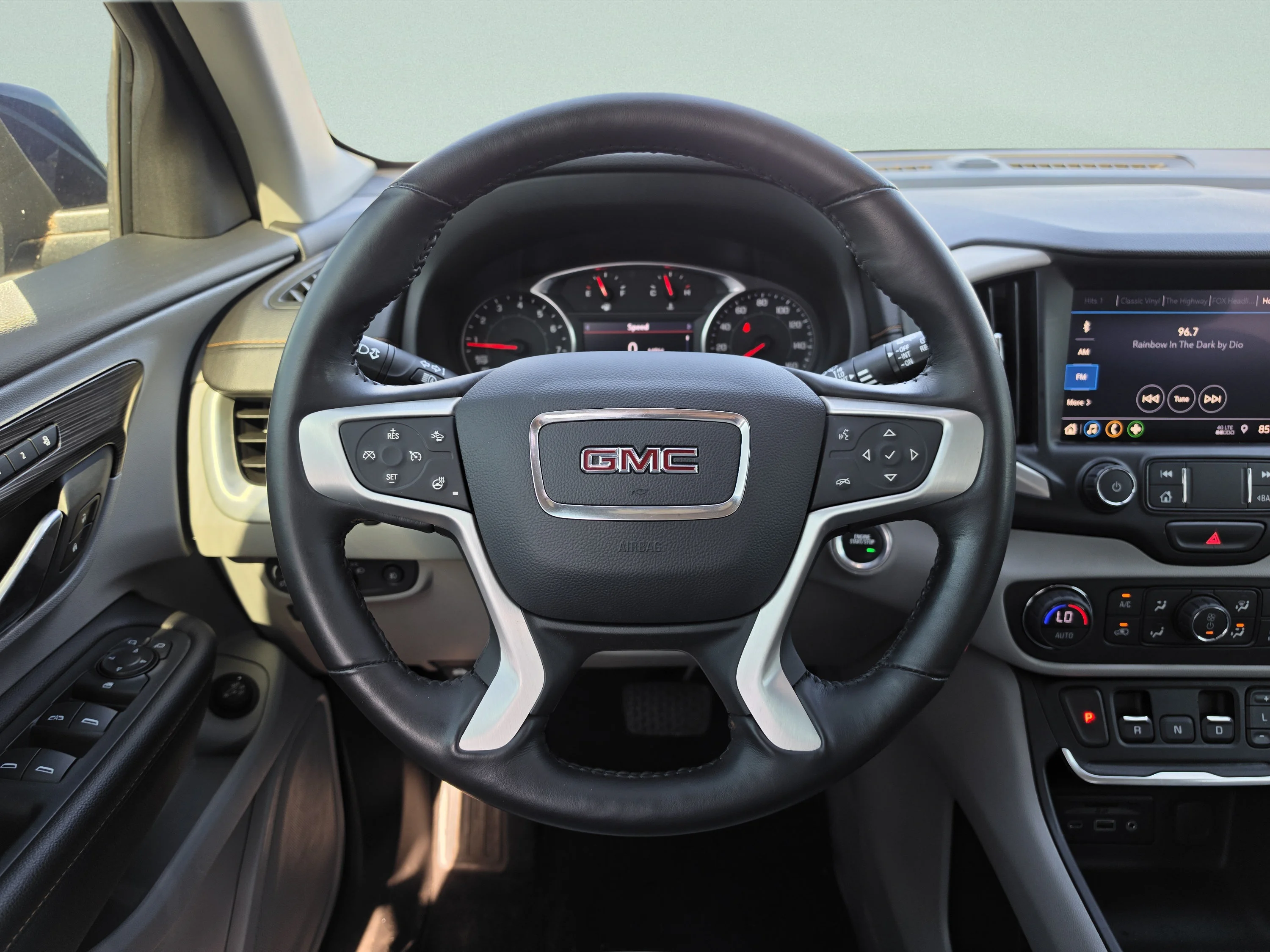 Used 2020 Blue Emerald Metallic GMC SLT image 20
