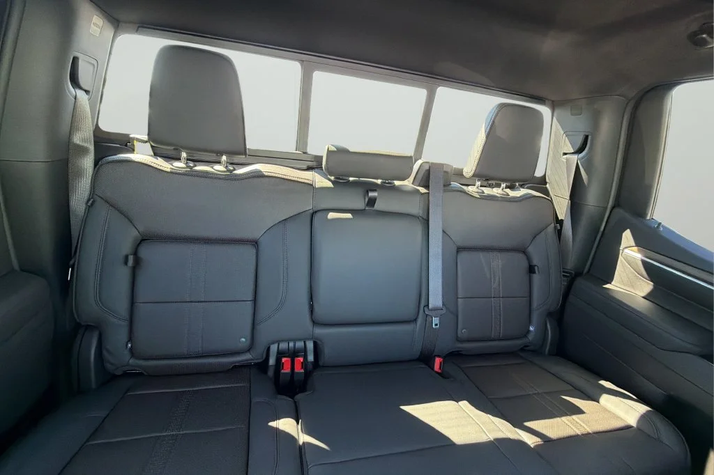 2026 Chevrolet Silverado 1500 High Country - Photo 12