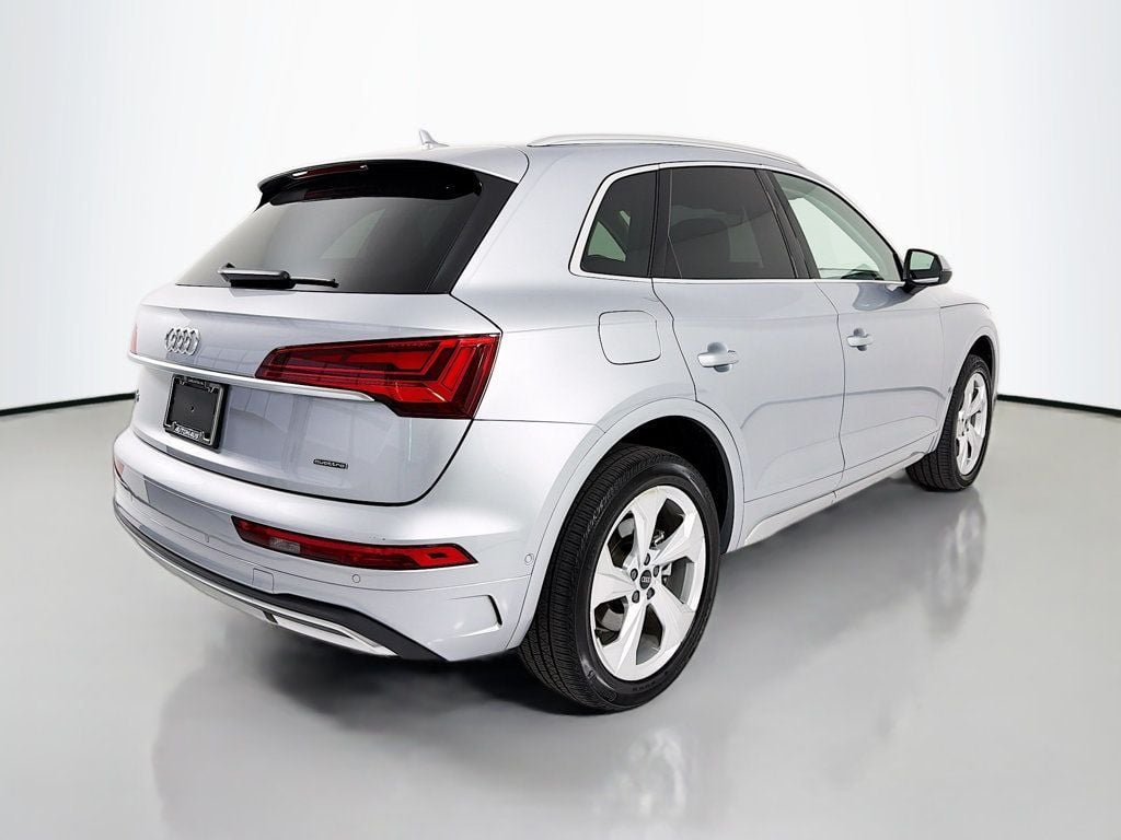 Used 2021 Florett Silver Metallic Audi Prestige 45 TFSI quattro image 7