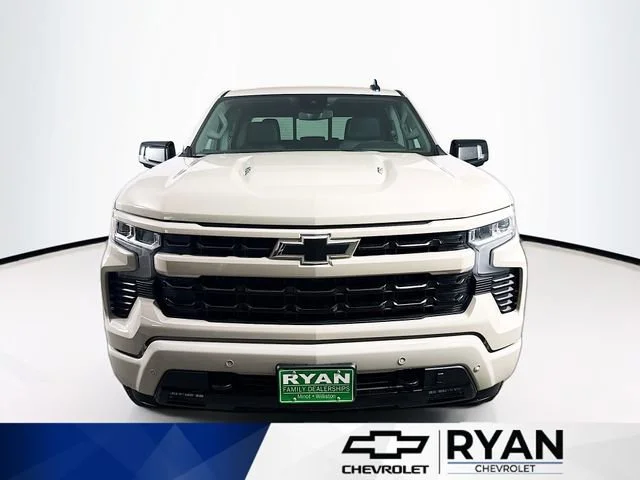 New 2026 White Chevrolet RST image 2