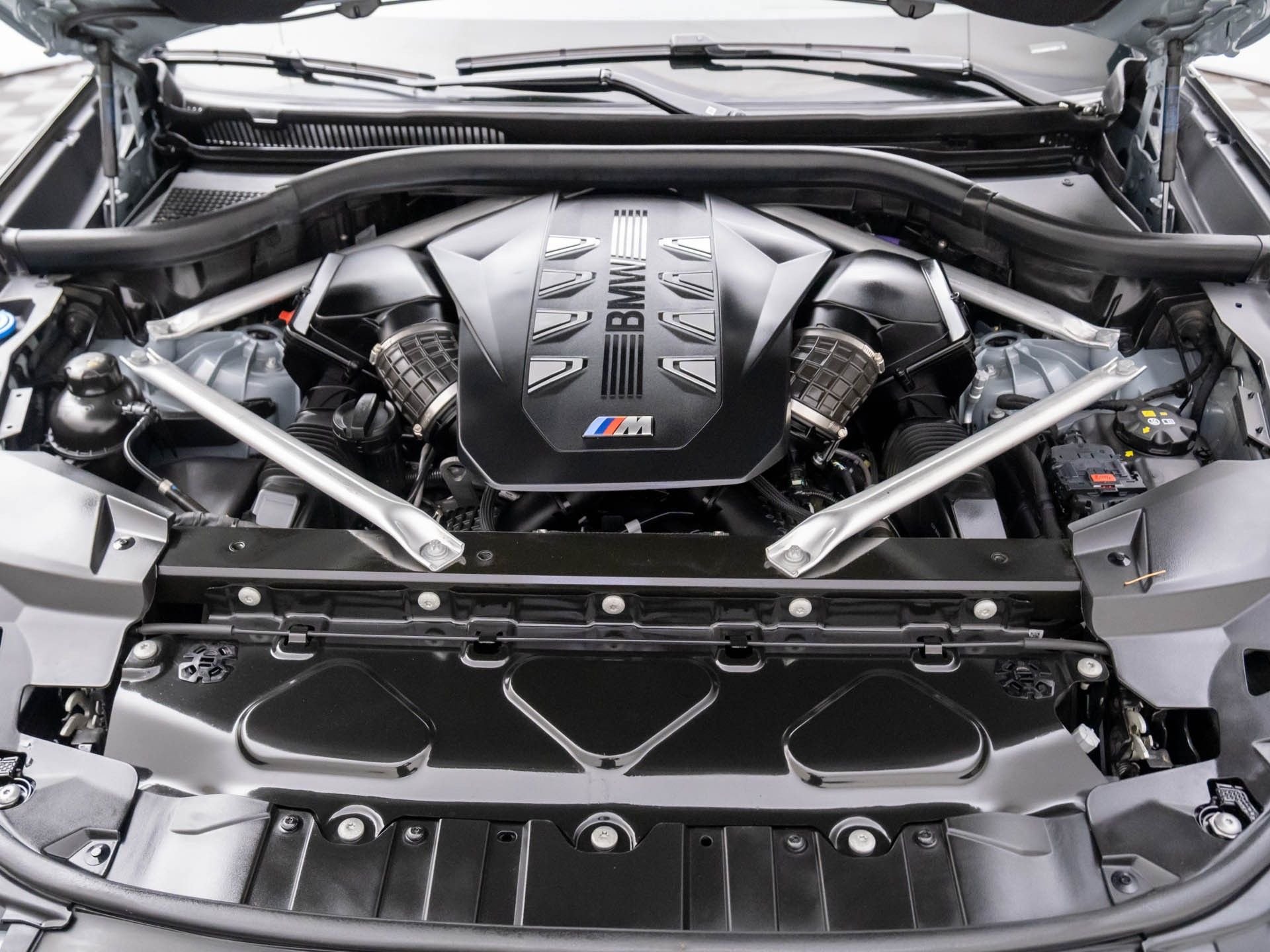 Certified Used 2024 Brooklyn Grey Metallic BMW M60i image 32