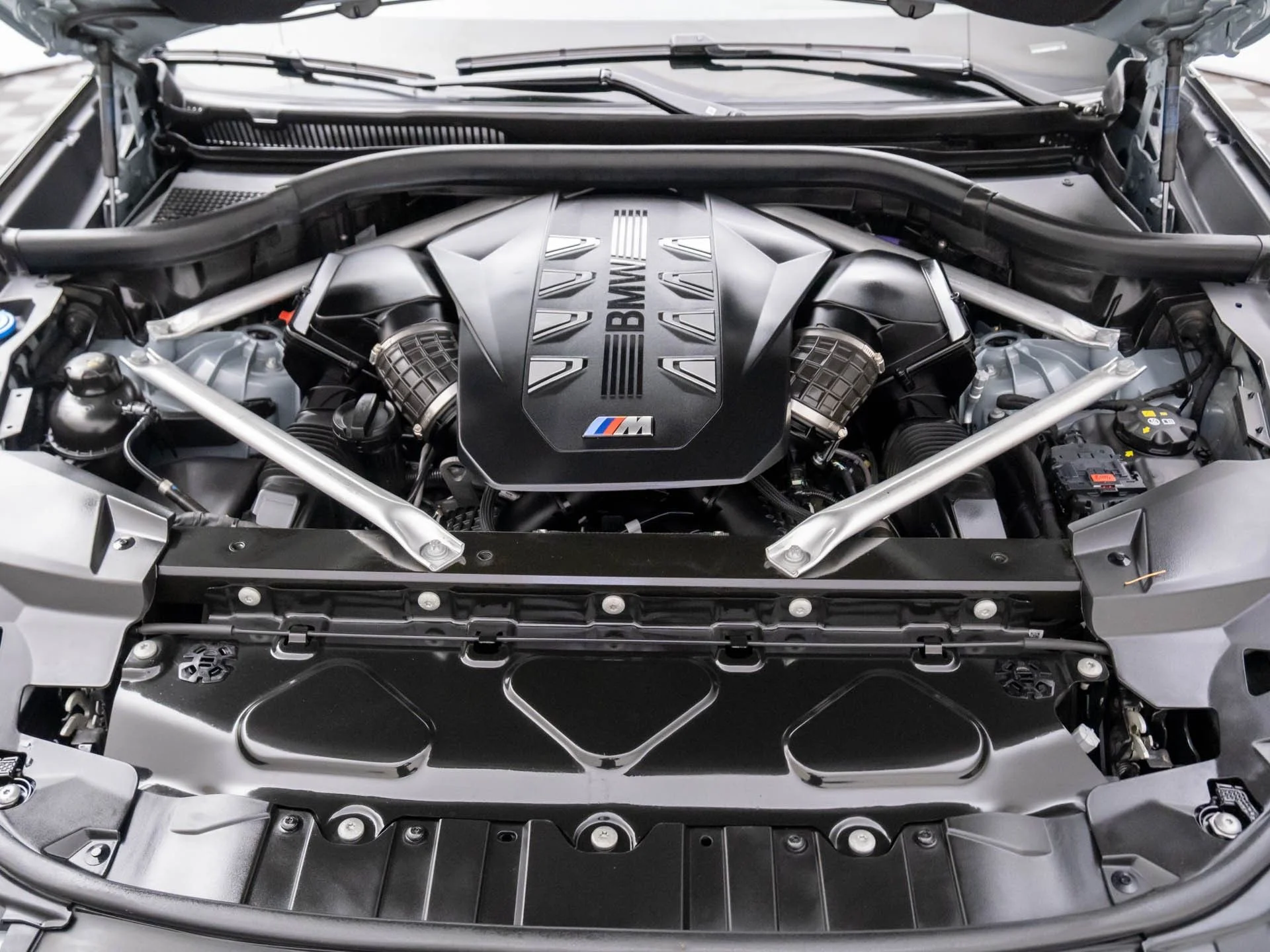 Certified Used 2024 Gray BMW M60i image 32