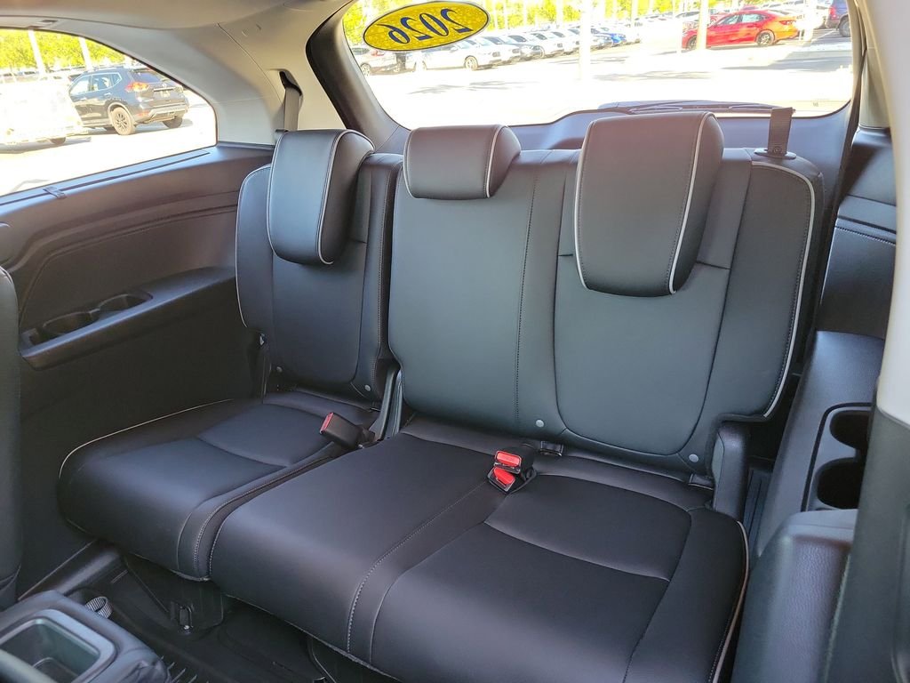Used 2026 Silver Metallic Honda Touring image 17