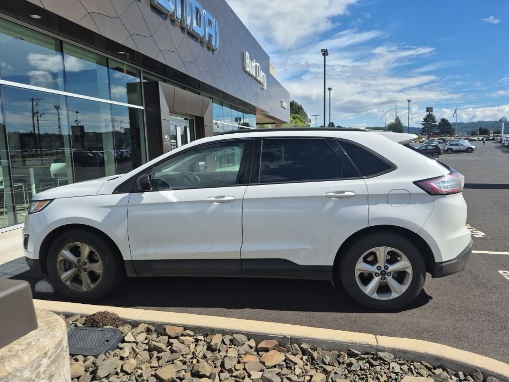 Used 2015 Oxford White Ford SE image 8