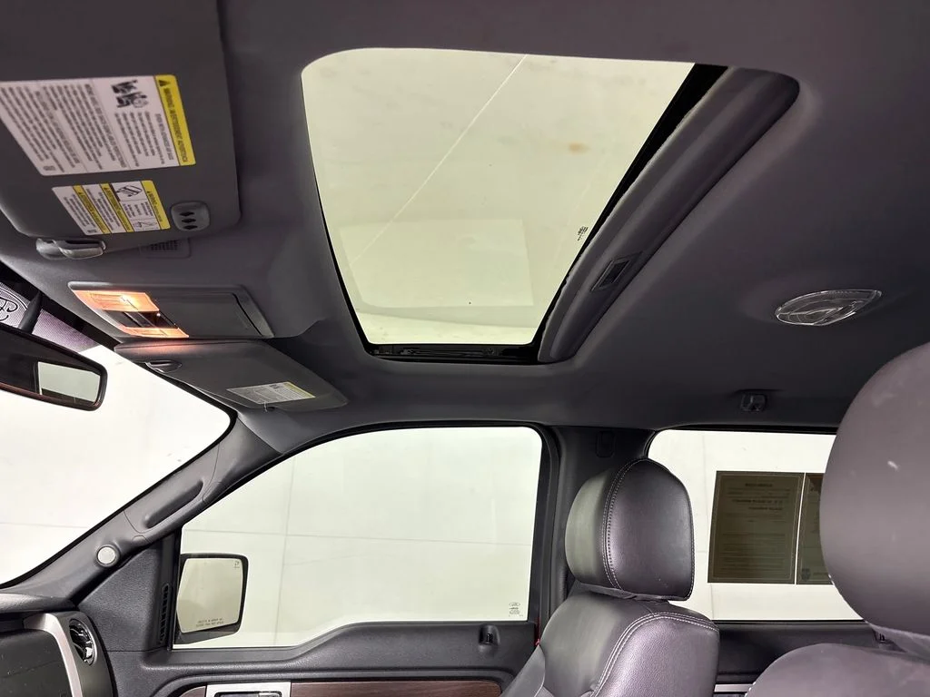 Used 2013 Red Ford Lariat image 35