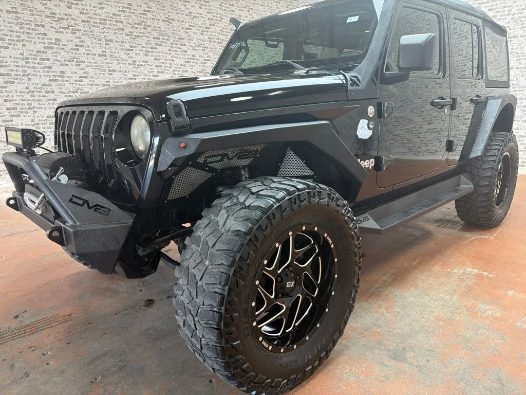 Used 2018 Black Clearcoat Jeep Unlimited Sport S image 3