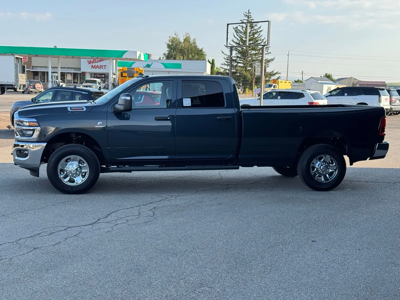 New 2026 Forged Blue Metallic Exterior Paint RAM Tradesman image 11