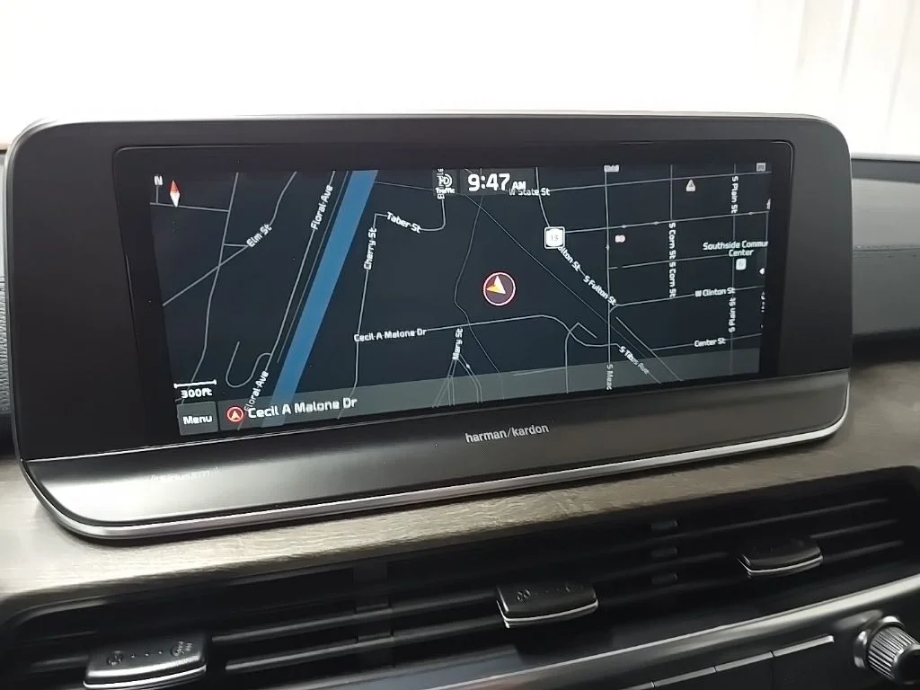 Used 2022  Kia SX image 26