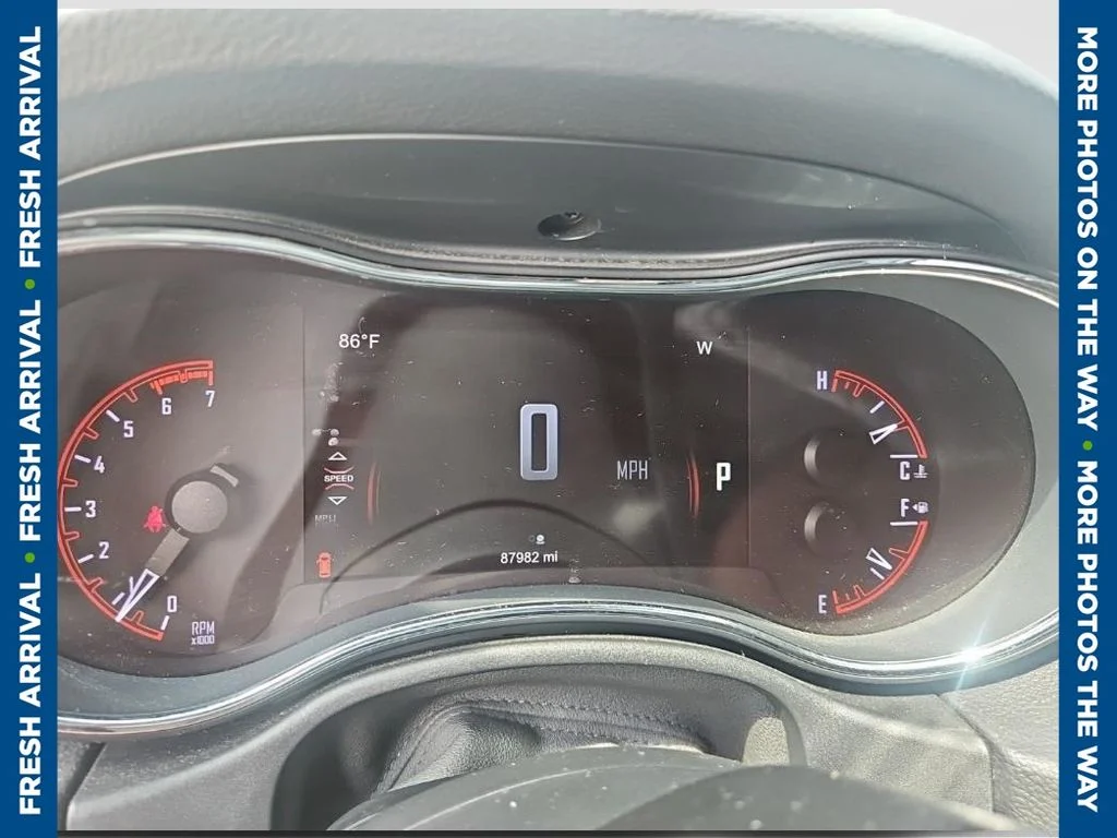 Used 2014 White Dodge R/T image 1