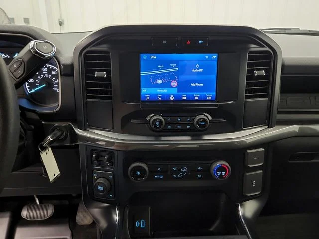 Used 2023 White Ford XLT image 24