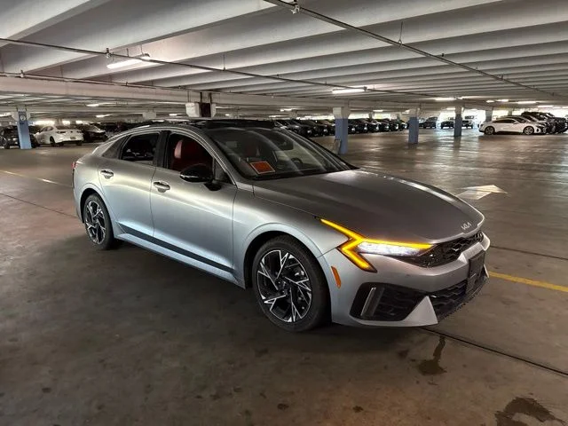 Used 2025 Gray Kia GT-Line image 3