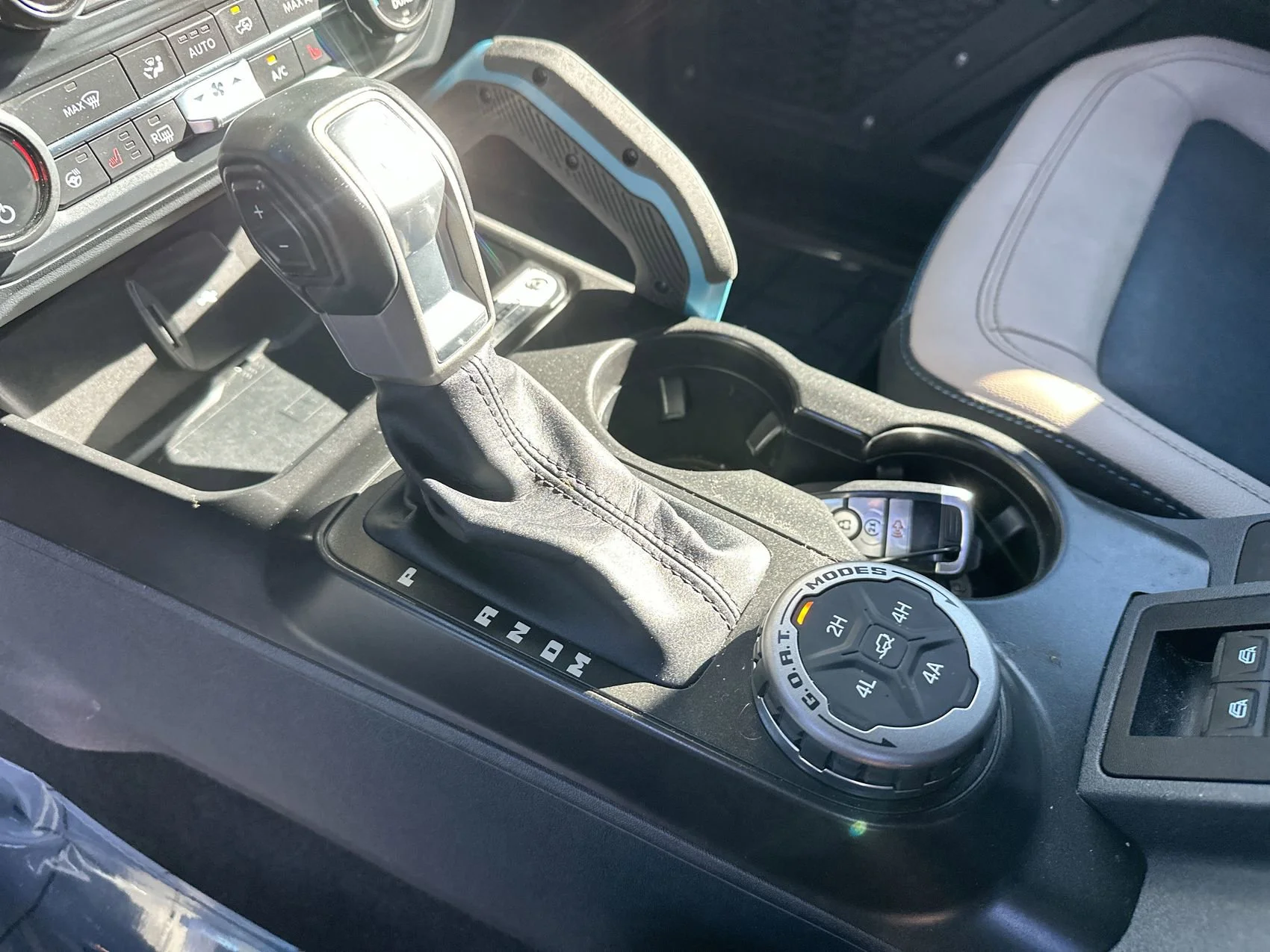 Used 2022 Blue Metallic Ford Wildtrak image 20