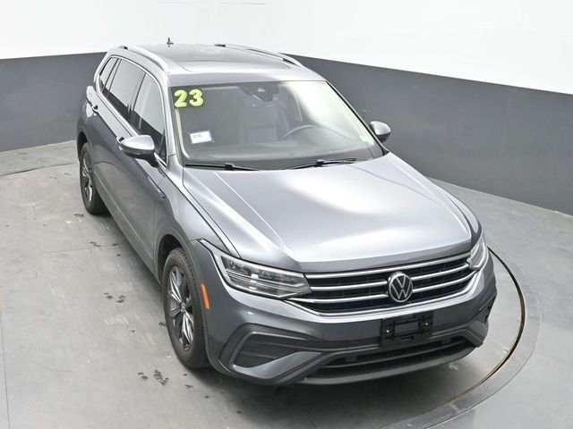 Used 2023 Gray Volkswagen 2.0T SE image 20