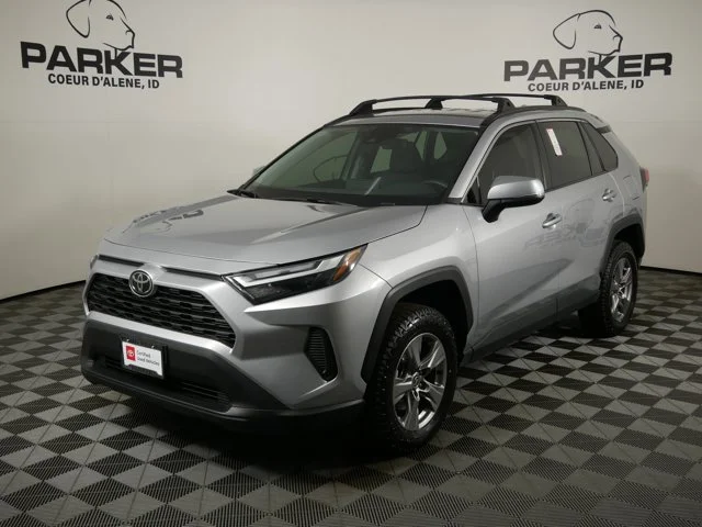 2024 Toyota RAV4 XLE AWD's photo
