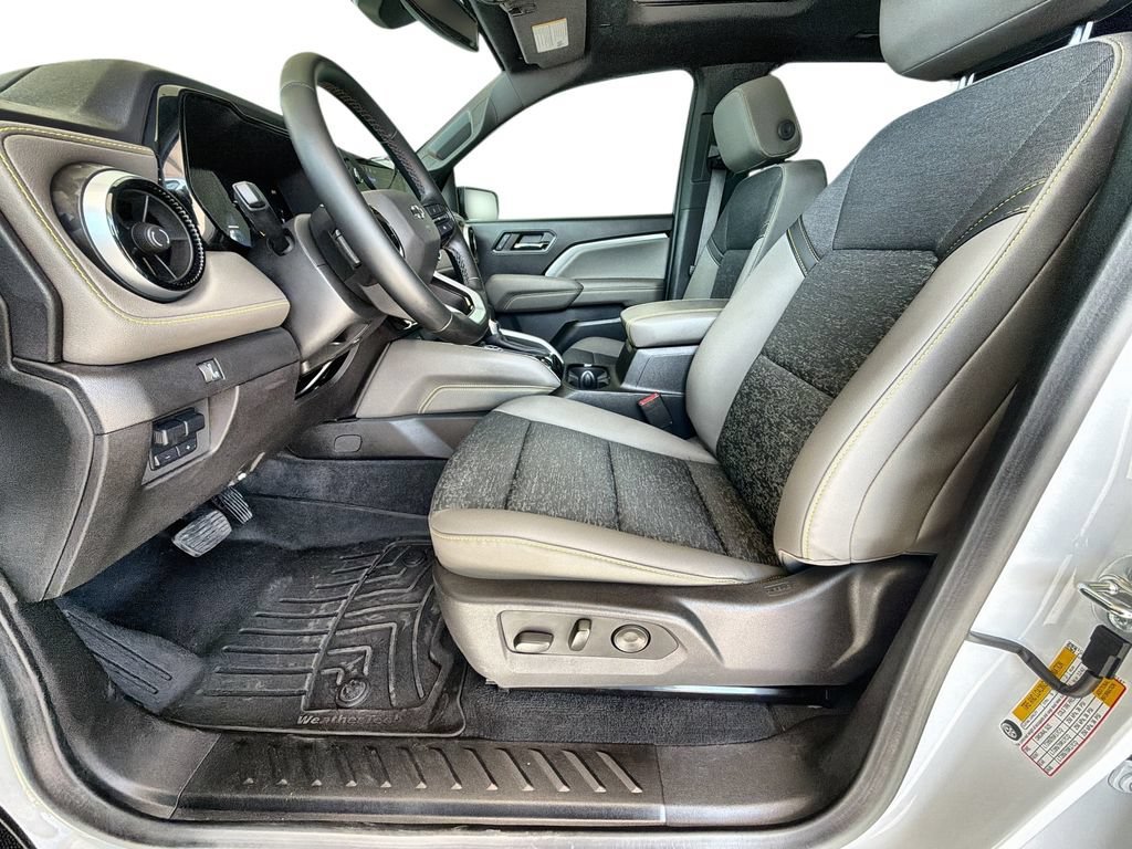Used 2024 Summit White Chevrolet ZR2 image 20
