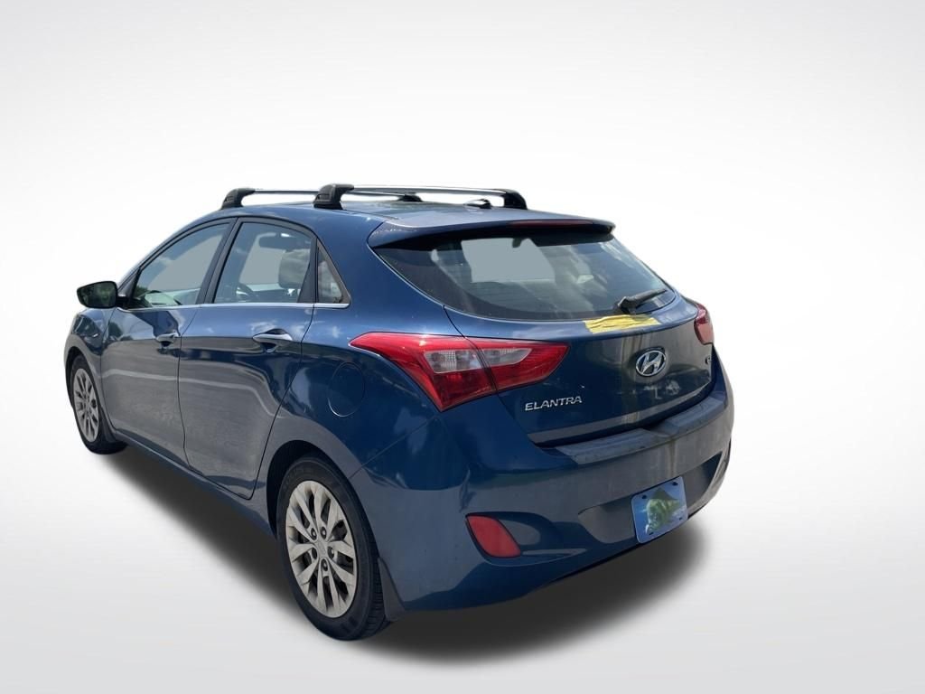 Used 2016 Blue Hyundai Base image 5