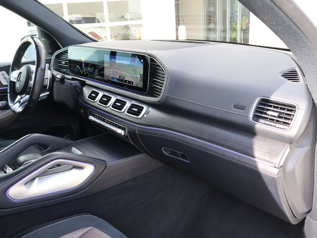 Used 2022  Mercedes-Benz GLE 53 AMG® image 12