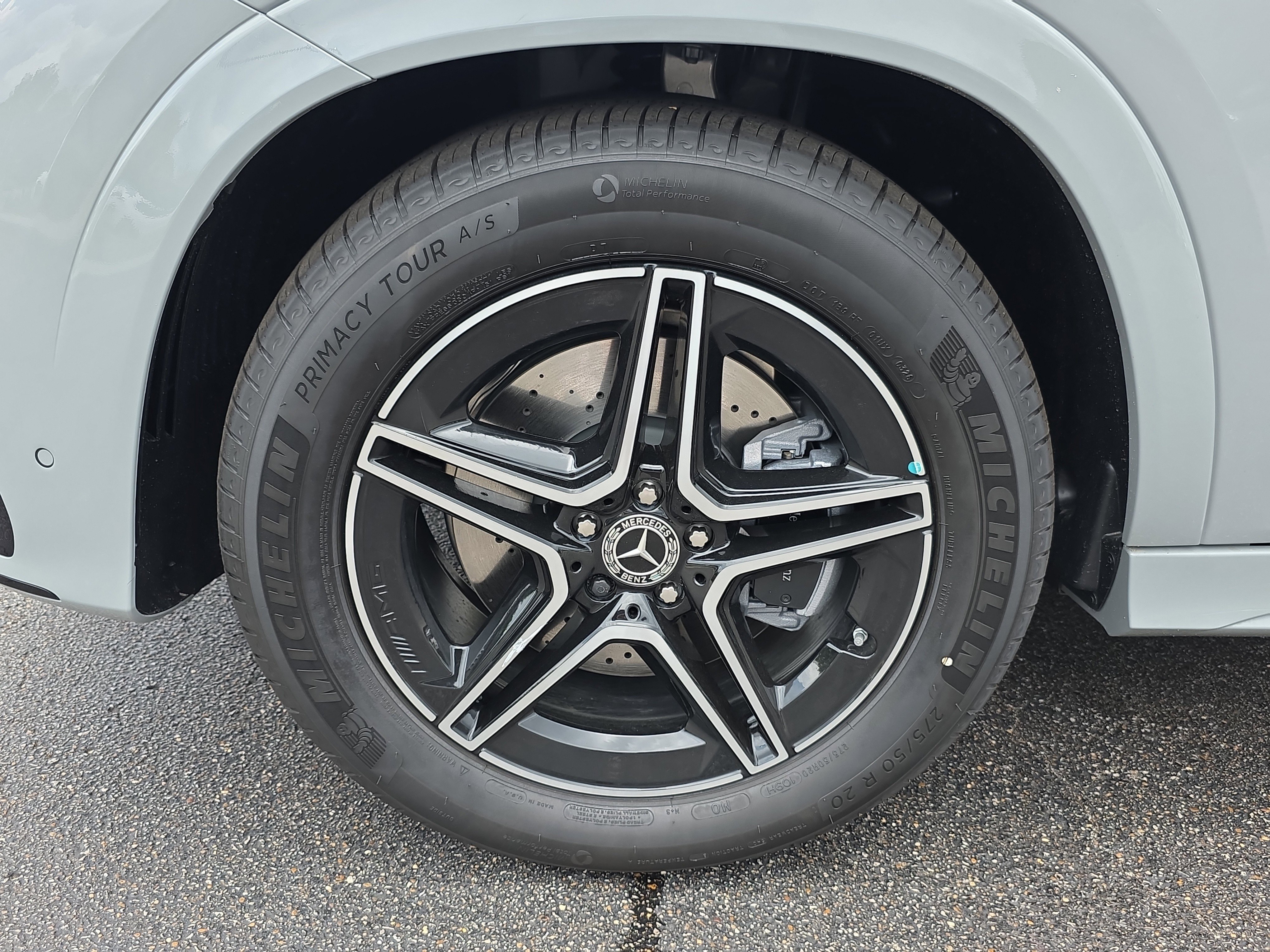New 2026 MANUFAKTUR Alpine Grey Mercedes-Benz GLE 450 Coupe image 37