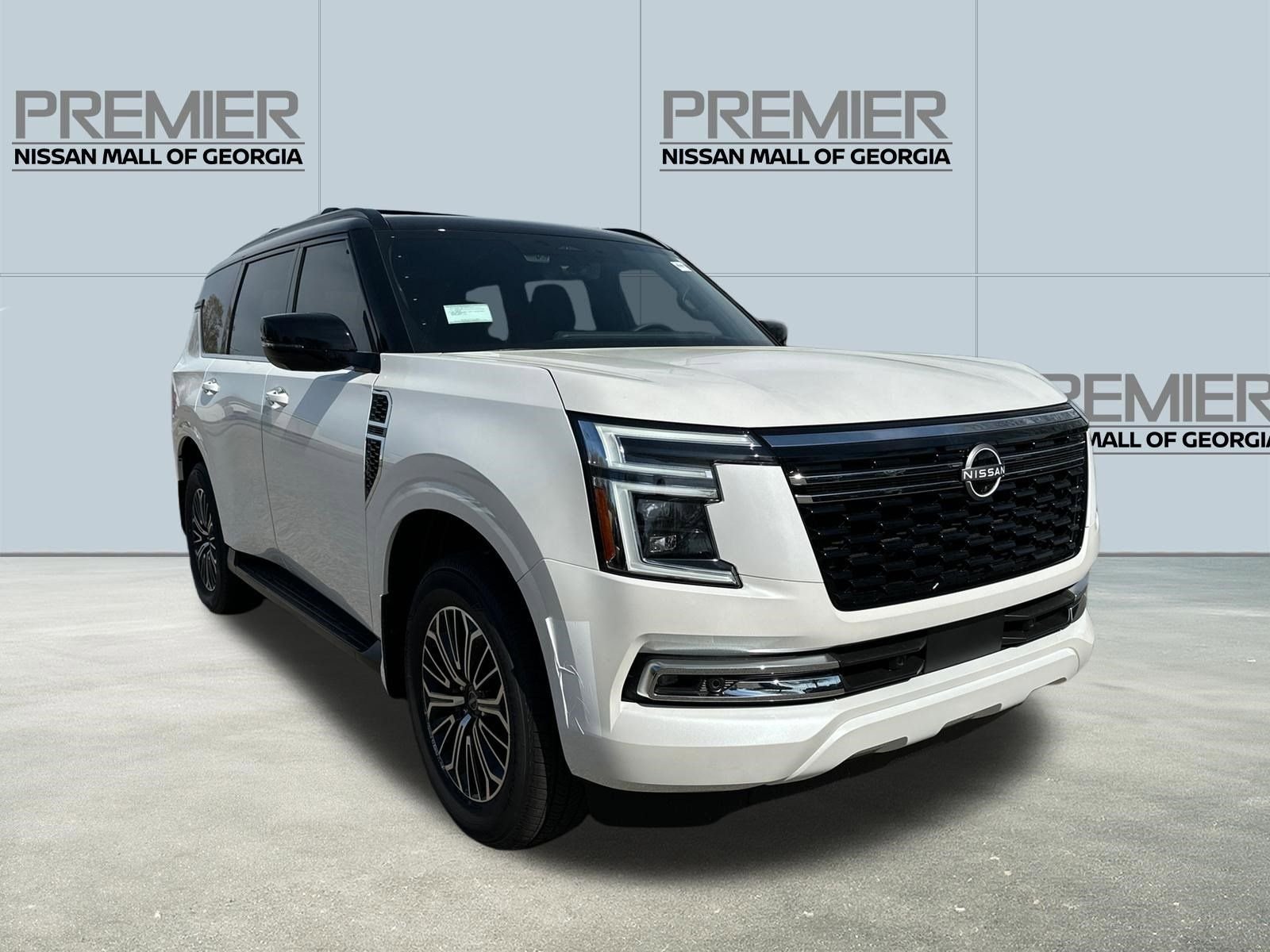 New 2026 White Nissan Platinum image 3