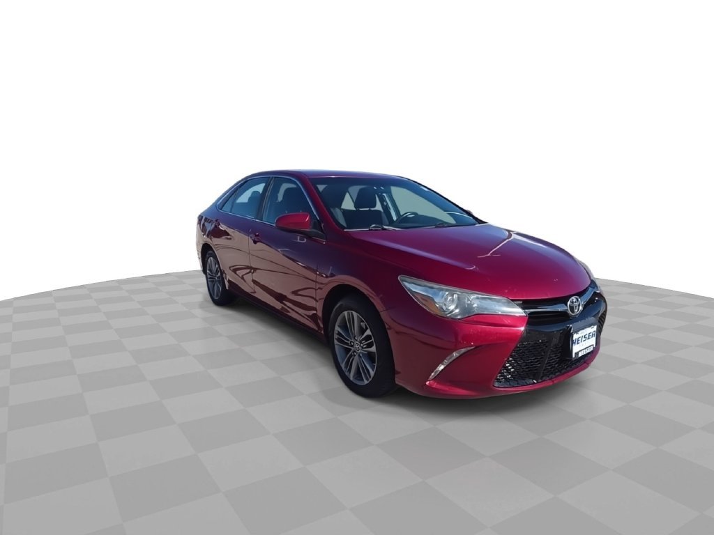 Used 2015 Red Toyota SE image 2