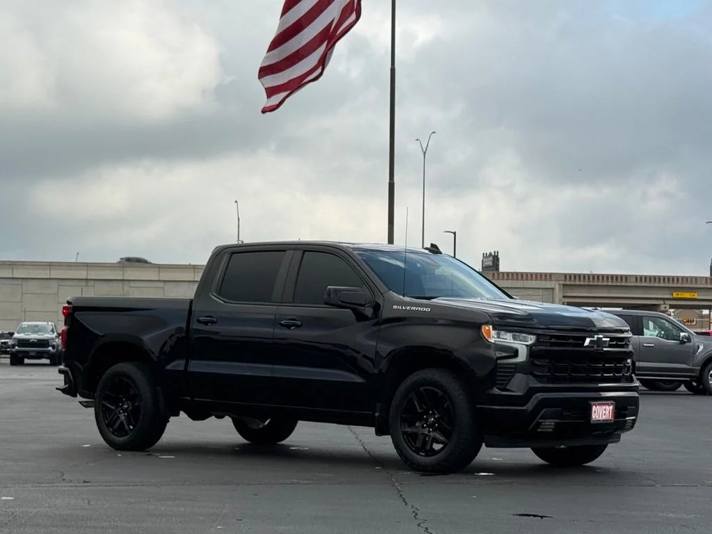Used 2023 Black Chevrolet RST image 6