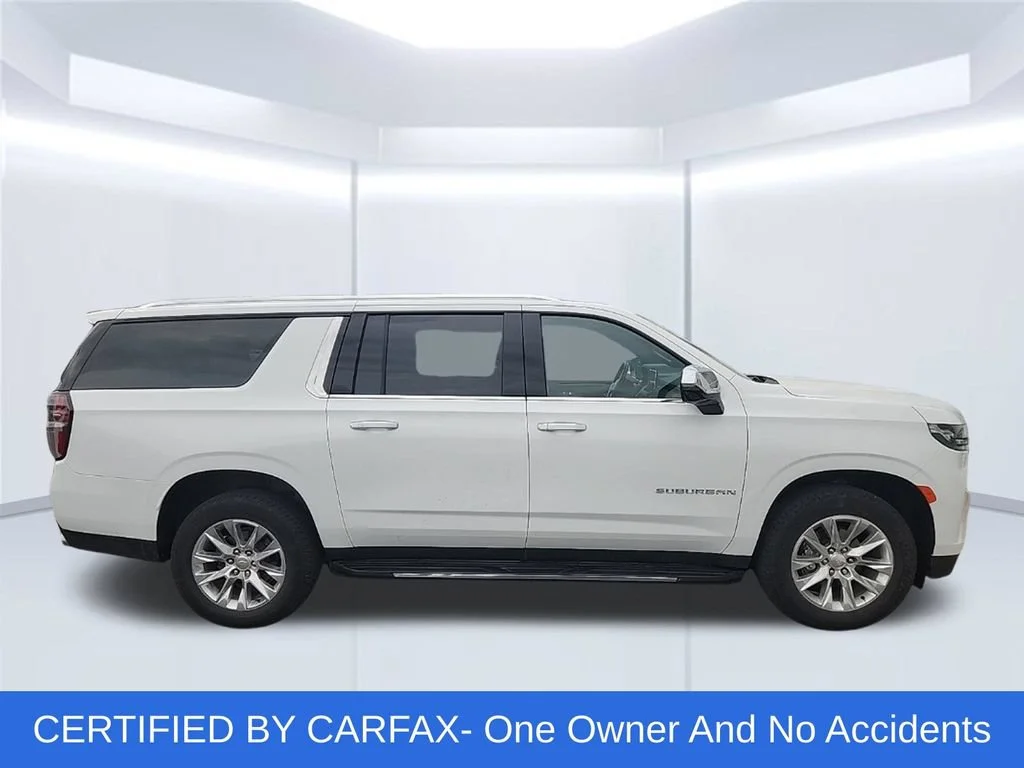 Used 2021 Chevrolet Suburban Premier with VIN 1GNSKFKDXMR327830 for sale in Northfield, Minnesota