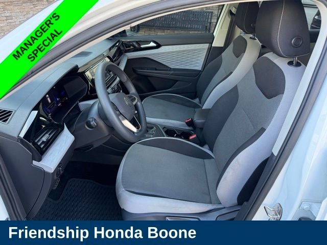 Used 2022 White Volkswagen 1.5T S image 15