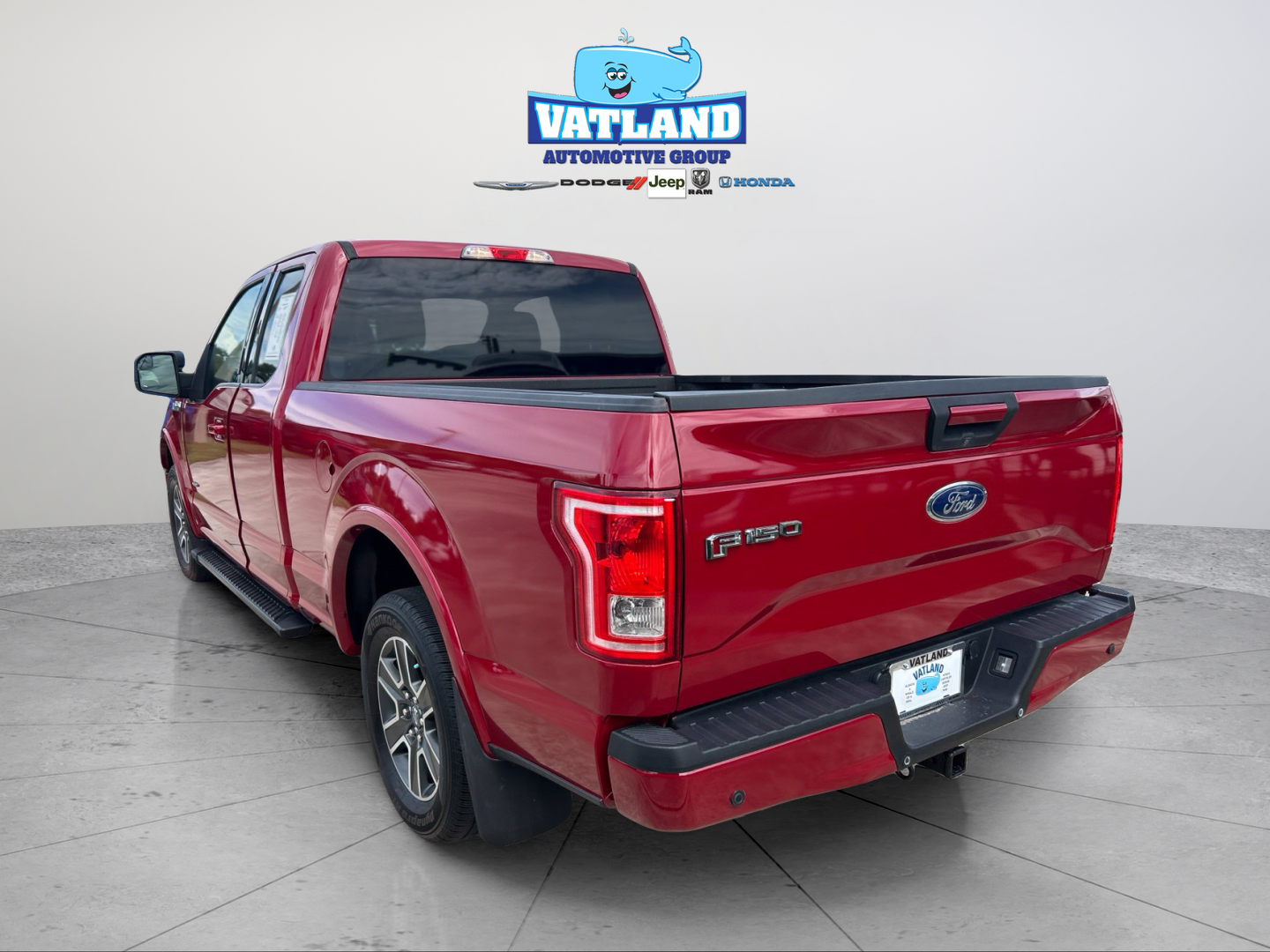 Used 2015 Red Ford XLT image 3