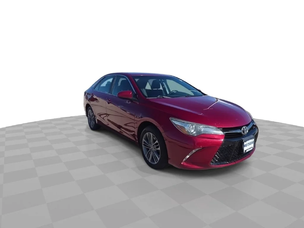 Used 2015 Red Toyota SE image 2