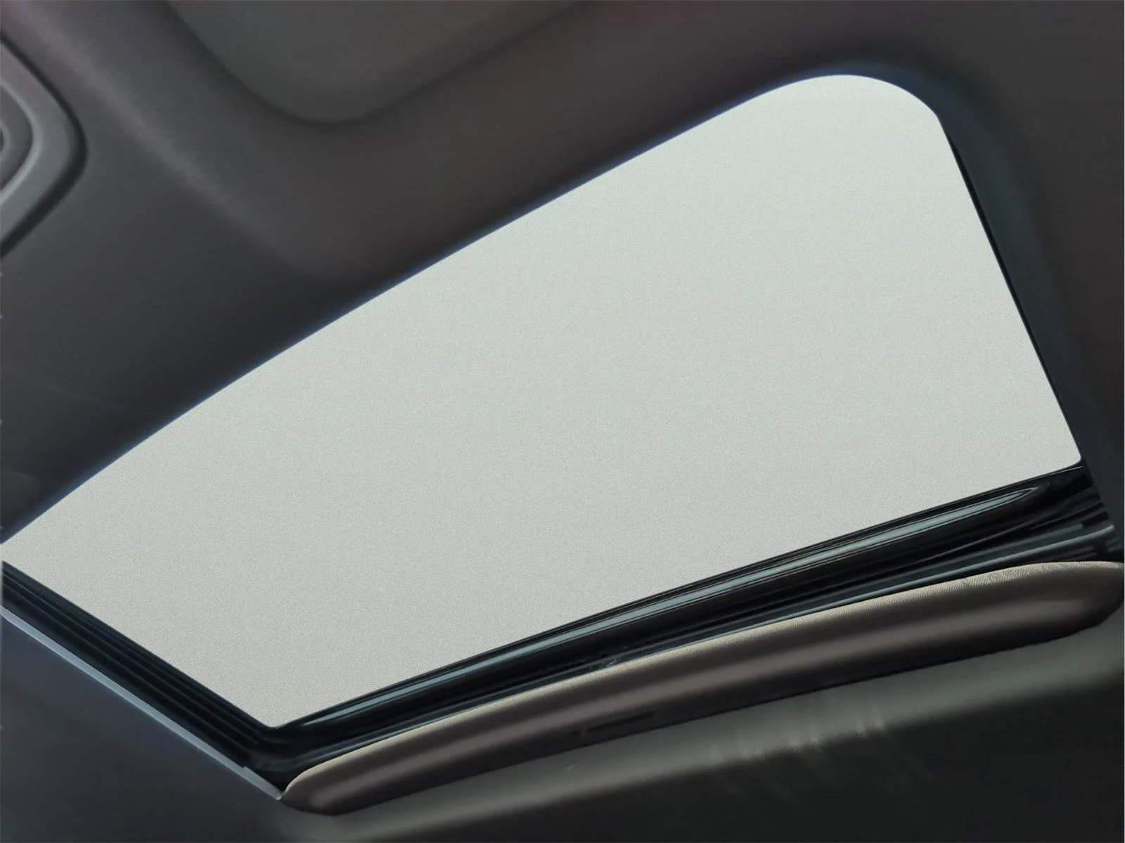 New 2026 Glacier White Tricoat GMC Denali image 31