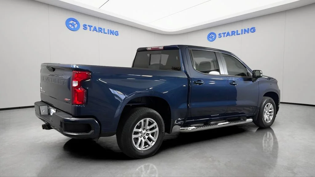 Used 2020 NORTHSKY BLUE METALLIC Chevrolet RST image 10