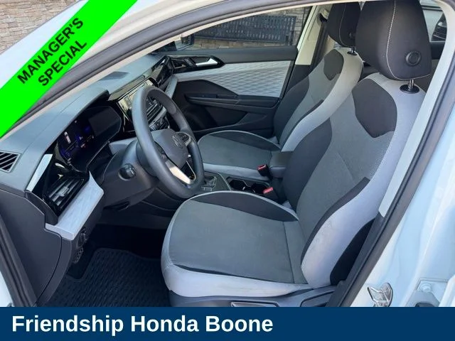 Used 2022 White Volkswagen 1.5T S image 15