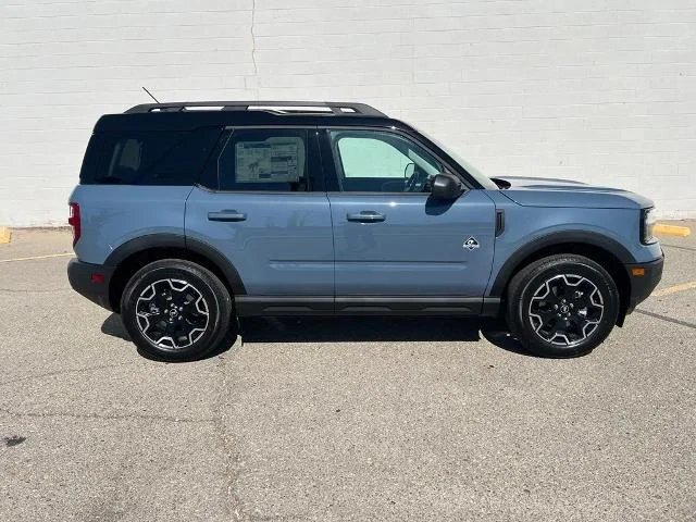 New 2026 Azure Gray Metallic Tri-Coat Ford Outer Banks® image 36